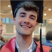 Laureato con esperienza offre ripetizioni di inglese e spagnolo